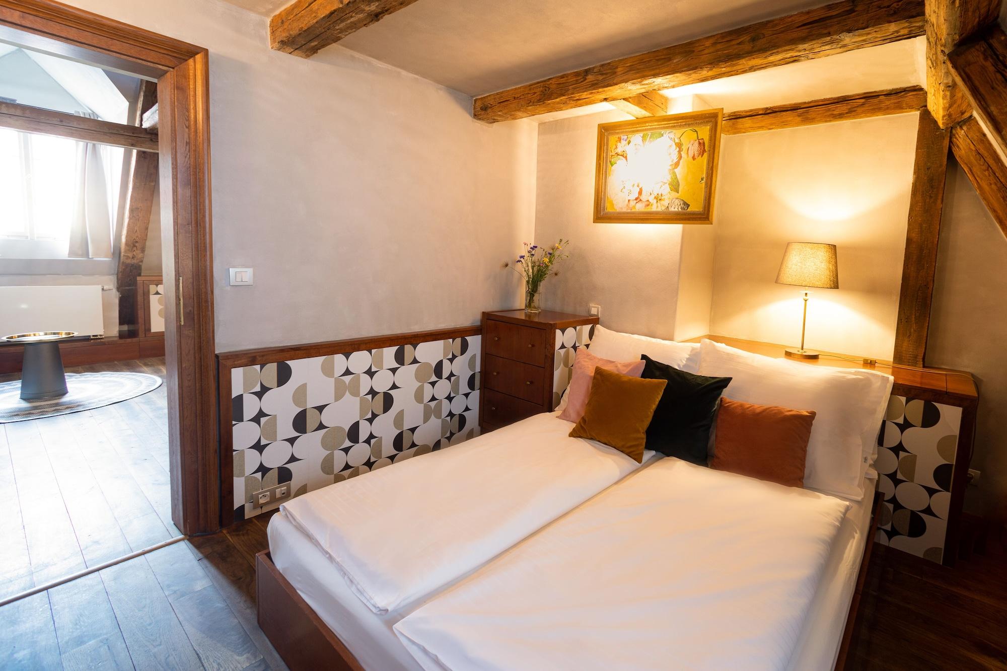 Miss Sophie's Charles Bridge 4* Praga
